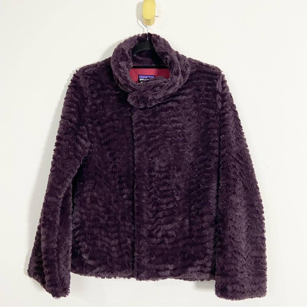 Patagonia Dark Purple Soft Plush Fleece Asymmetric Button Zip Up Jacket